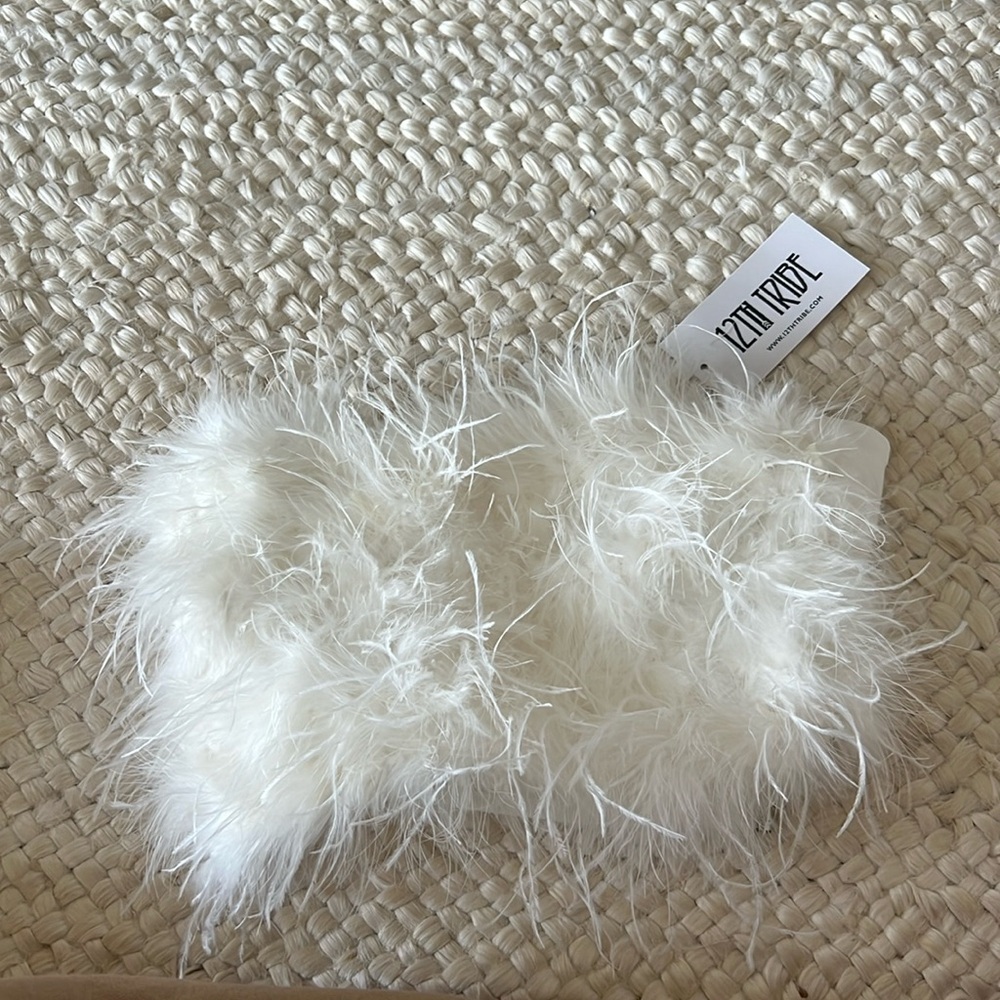 12th tribe fuzzy crop top size small with tags